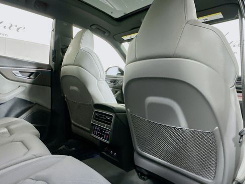 Used 2024 Audi SQ8 Premium Plus w/ S Sport Package image 28