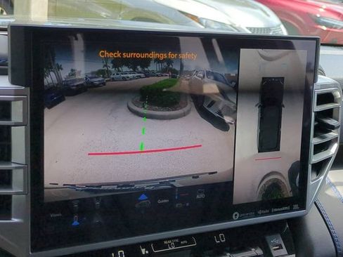 Used 2024 Toyota Sequoia Platinum AWD/4WD image 18