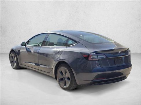 Used 2022 Tesla Model 3 image 4