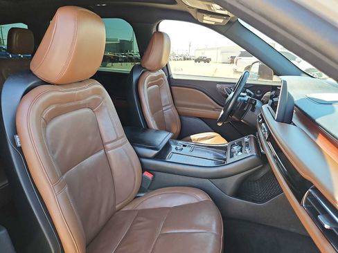 Used 2023 Lincoln Aviator Reserve w/ Elements Package Plus RWD image 18