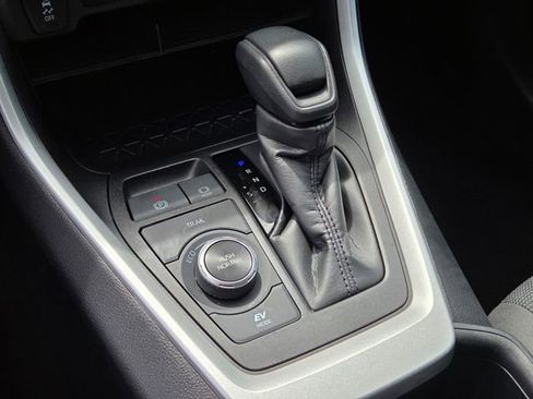 Used 2024 Toyota RAV4 LE image 24