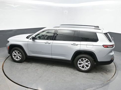 Used 2022 Jeep Grand Cherokee L Limited AWD/4WD image 27
