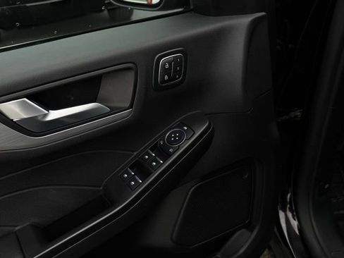 Used 2025 Ford Escape Platinum image 12