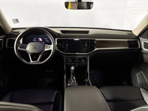 Used 2023 Volkswagen Atlas SE image 12