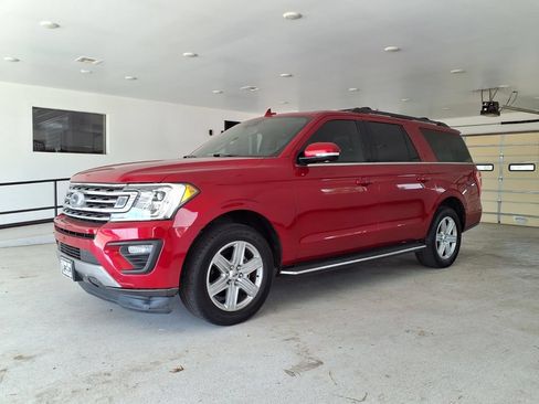 Used 2020 Ford Expedition Max XLT w/ Equipment Group 202A RWD image 2