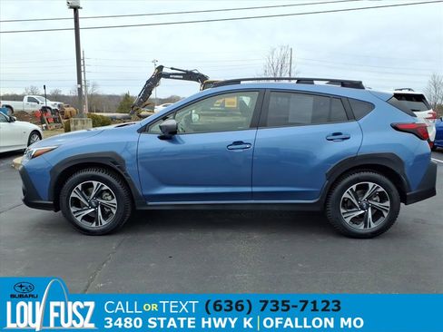 Used 2024 Subaru Crosstrek 2.0i Premium image 4