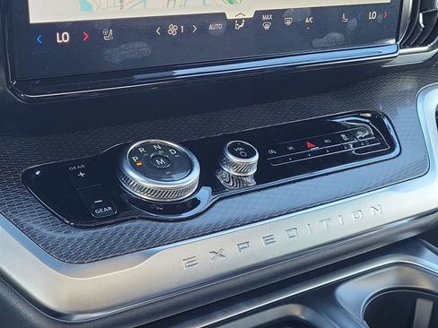 New 2026 Ford Expedition Max Platinum AWD/4WD image 33