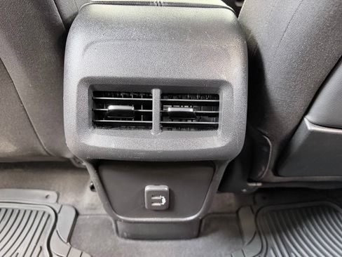 Used 2022 GMC Terrain SLE w/ Driver Convenience Package AWD/4WD image 23