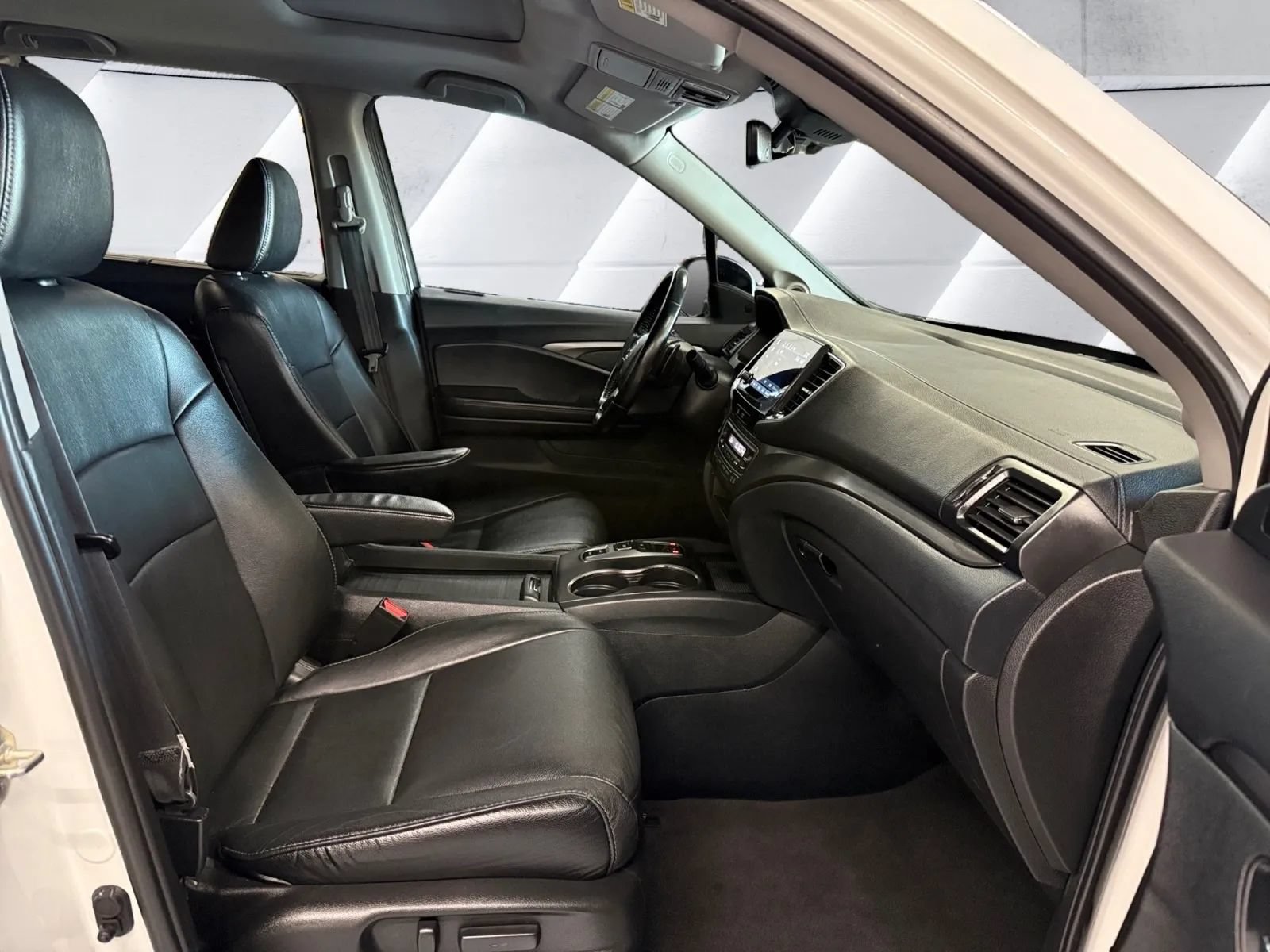 Used 2021 Honda Pilot Special Edition image 16