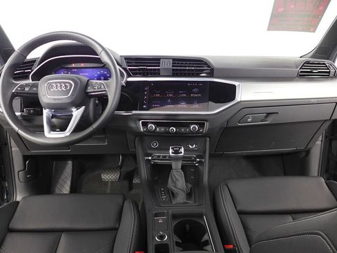 Used 2025 Audi Q3 2.0T Premium w/ Convenience Package image 17