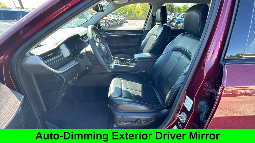 Used 2023 Jeep Grand Cherokee L Limited w/ Luxury Tech Group II RWD image 13