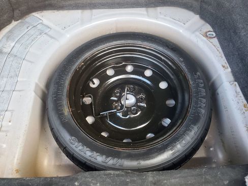 Used 2011 Ford Taurus Limited w/ 303A Rapid Spec Order Code image 48