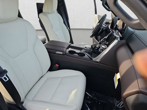 New 2026 Lexus LX 600 4WD w/ Appearance Package image 10