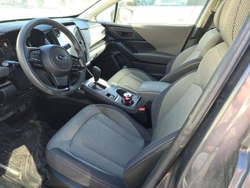 Used 2024 Subaru Crosstrek 2.0i Premium AWD/4WD image 2