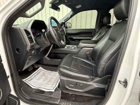 Used 2020 Ford Expedition XLT w/ Equipment Group 202A image 10