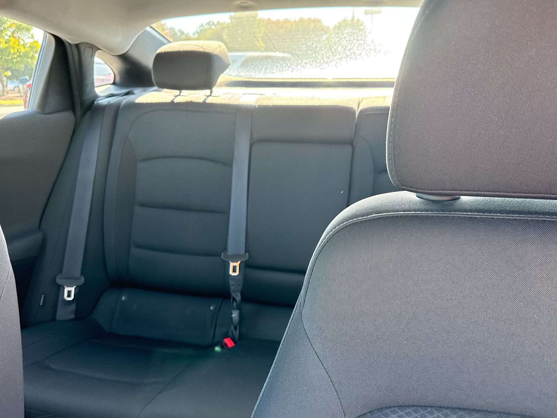 Used 2018 Chevrolet Malibu LT FWD image 29