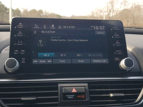 Used 2021 Honda Accord Sport image 23