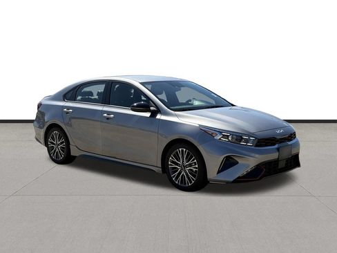Used 2024 Kia Forte GT-Line FWD image 3