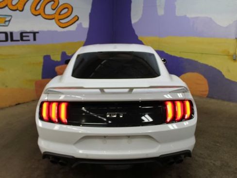 Used 2021 Ford Mustang GT Premium w/ GT Performance Package RWD image 7