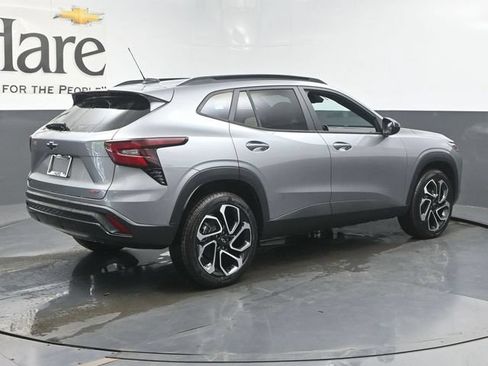 New 2026 Chevrolet Trax RS w/ Sunroof Package FWD image 28