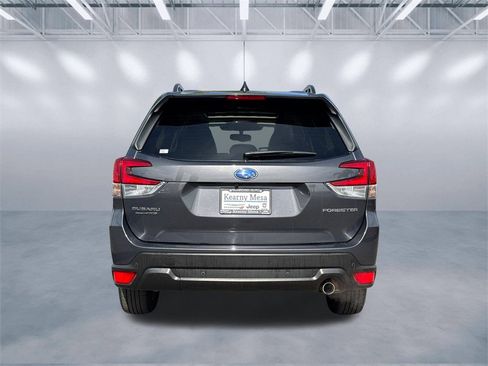 Used 2024 Subaru Forester Limited image 5