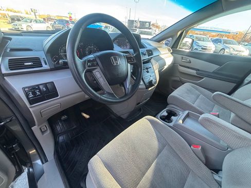 Used 2013 Honda Odyssey EX image 6