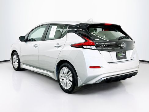 Used 2025 Nissan Leaf S image 5