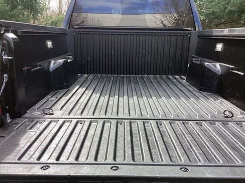 Certified 2025 Toyota Tacoma SR5 RWD image 22