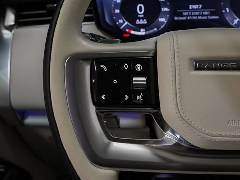 Used 2024 Land Rover Range Rover SV image 46