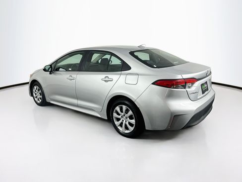 Used 2025 Toyota Corolla LE FWD image 5