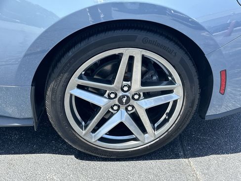 Used 2024 Ford Mustang Coupe RWD image 20