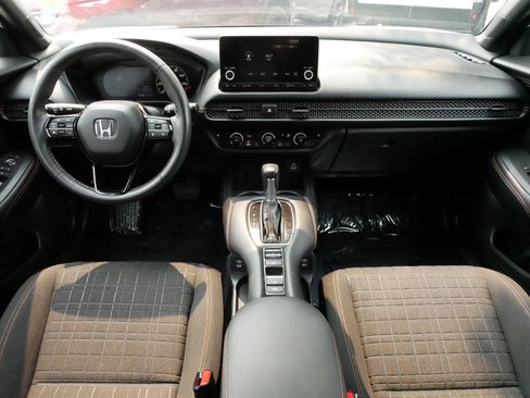 Used 2024 Honda HR-V Sport image 9