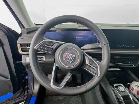 New 2026 Buick Envision Avenir image 10