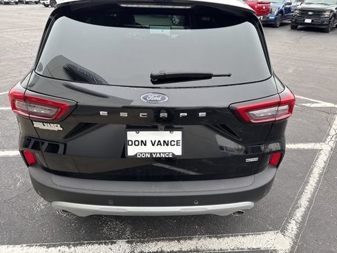 Used 2025 Ford Escape SE FWD image 32