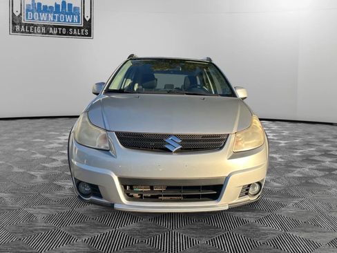 Used 2008 Suzuki SX4 AWD Hatchback w/ Touring Pkg image 3