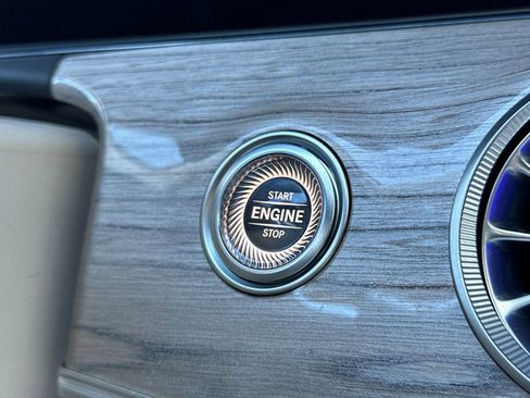 Used 2023 Mercedes-Benz E 450 4MATIC Cabriolet image 34