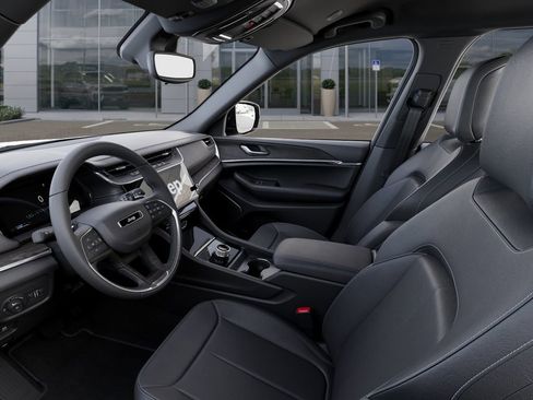 New 2026 Jeep Grand Cherokee L Limited RWD image 22