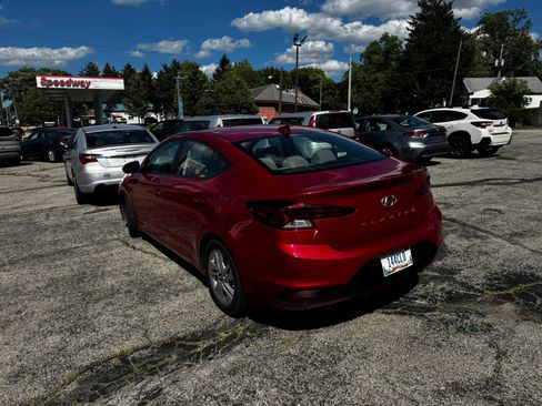 Used 2019 Hyundai Elantra SEL FWD image 3