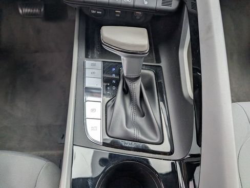 Used 2022 Hyundai Elantra SEL w/ Convenience + Premium Package image 24