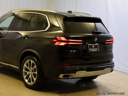 Used 2024 BMW X5 xDrive40i w/ Premium Package AWD/4WD image 8