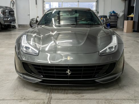 Used 2018 Ferrari GTC4Lusso AWD/4WD image 4