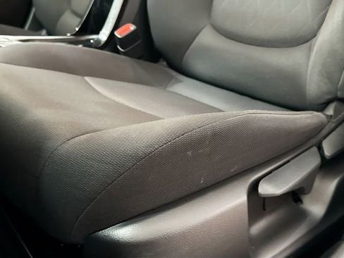 Used 2020 Toyota Corolla LE FWD image 16