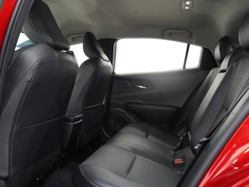 Used 2023 Toyota Prius XLE AWD/4WD image 18