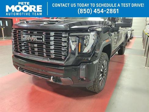 Used 2024 GMC Sierra 2500 Denali Ultimate AWD/4WD image 1