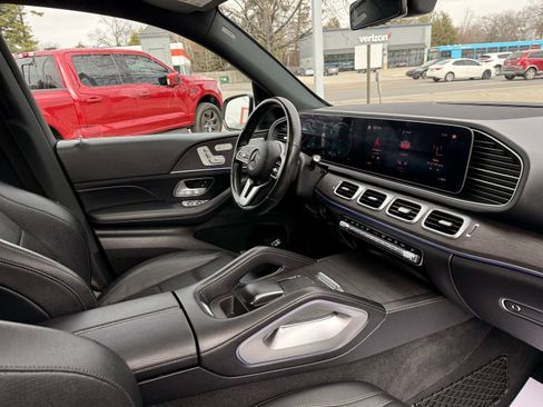 Used 2020 Mercedes-Benz GLE 350 4MATIC w/ Premium Package image 21