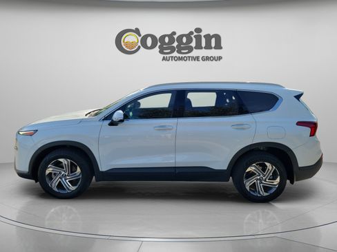 Used 2023 Hyundai Santa Fe SEL FWD image 2