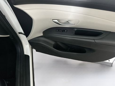 Used 2025 Hyundai Tucson SEL image 32