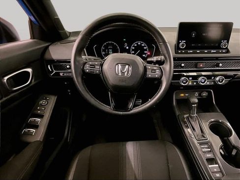 Used 2023 Honda Civic Sport image 5