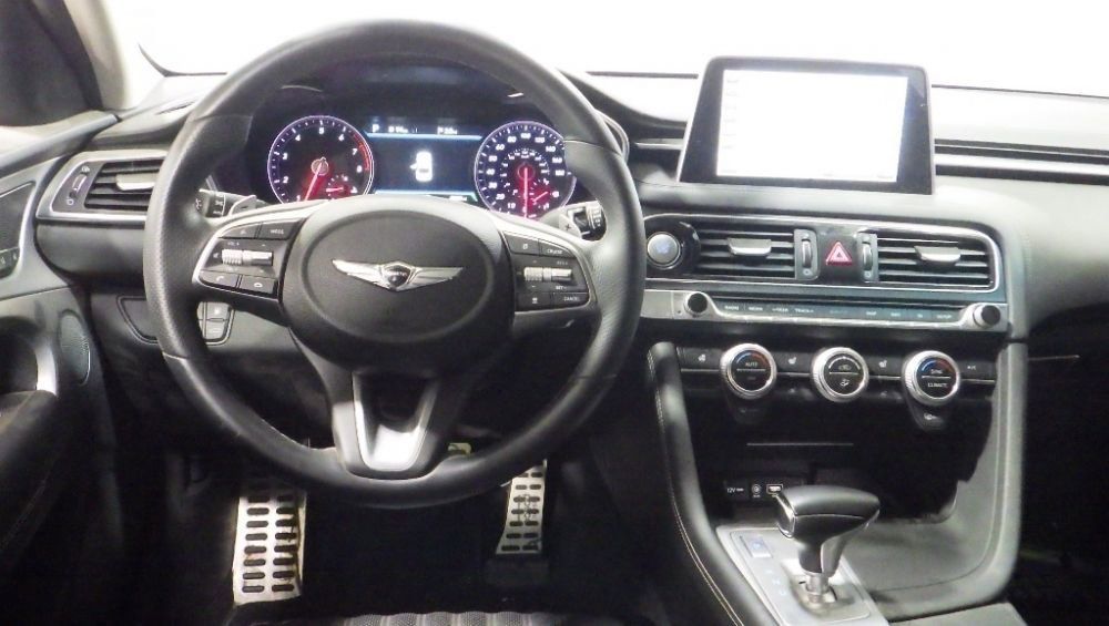 Used 2020 Genesis G70 3.3T w/ Elite Package AWD/4WD image 13