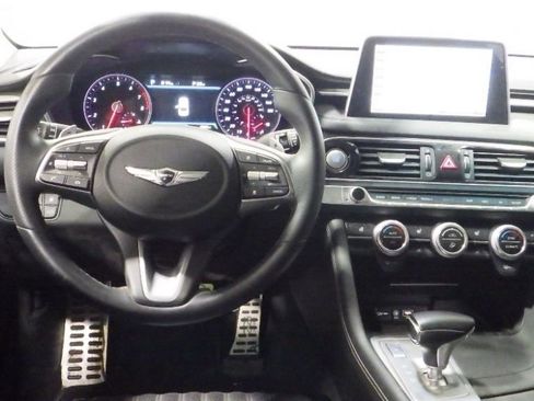 Used 2020 Genesis G70 3.3T w/ Elite Package image 13